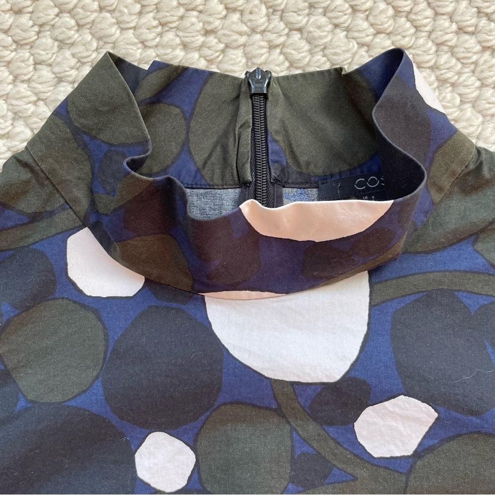 COS high-necked patterned blouse - Picture 4 of 11